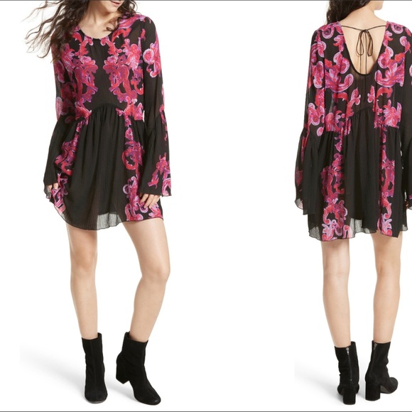Free People Dresses & Skirts - NWOT Free People Bell Sleeve Swing Dress